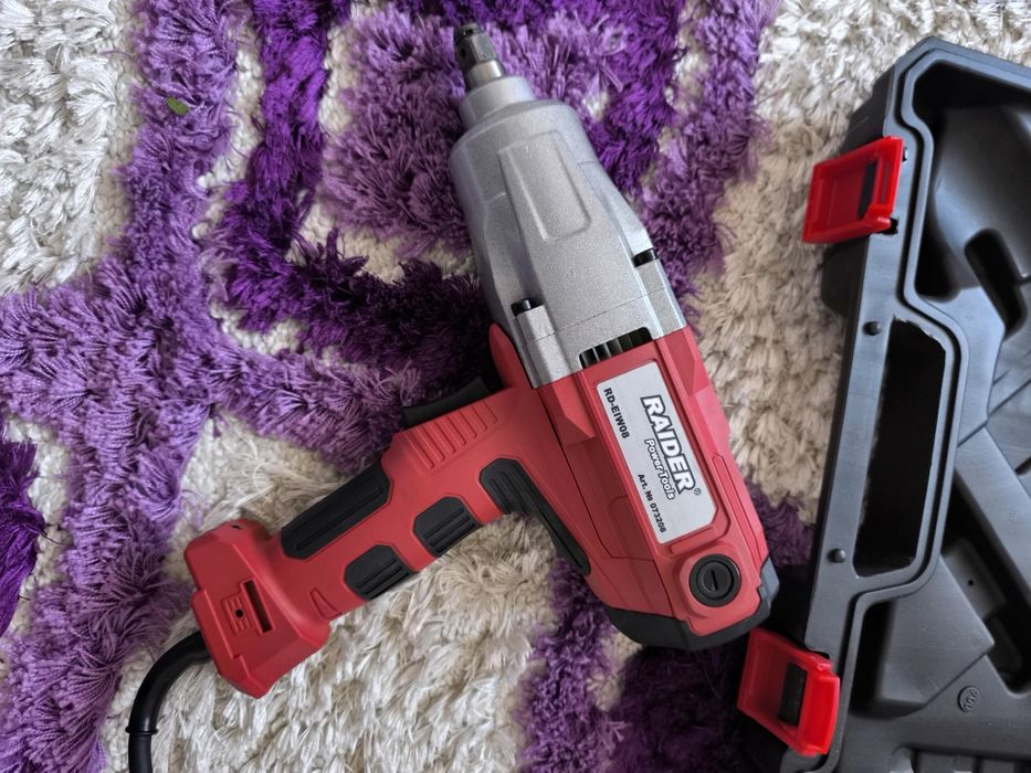 Ударен гайковерт Raider