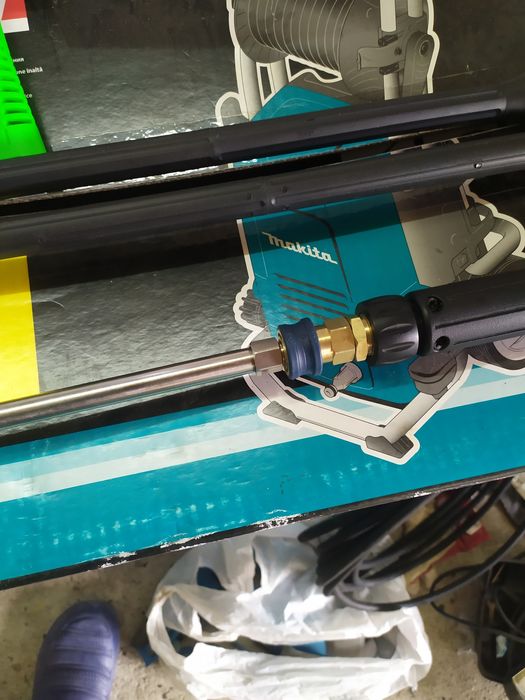 Водоструйка Makita HW 151