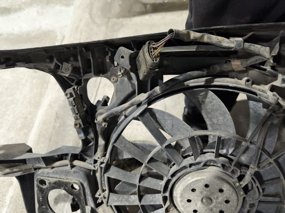 Audi A4 B6 маска, очиларка с перка