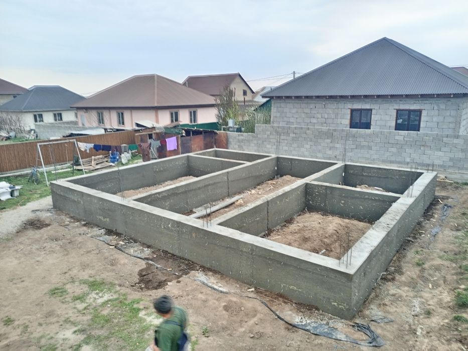 Заливаем Фундамент  ( құямыз )