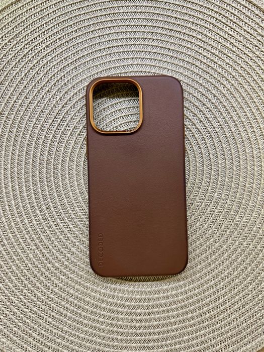 Husa Decoded din piele anilinā Iphone 15 Pro Max