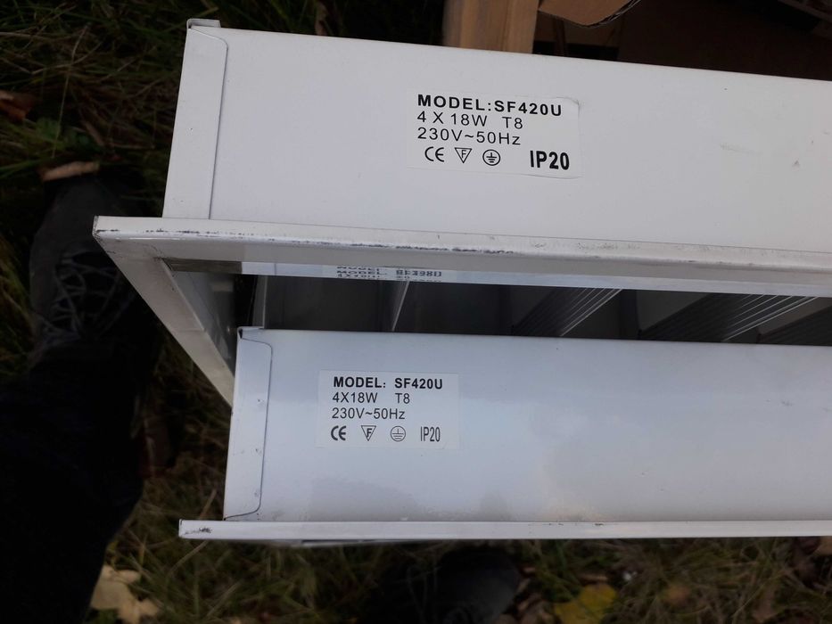 5 corpuri iluminat x 4 tuburi philips 18w