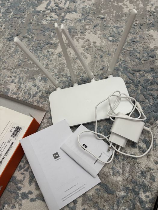 Продам Новый Роутер Xiaomi Router 4C (R4CM)