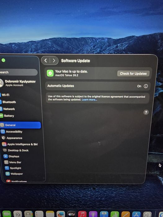 Macbook AIR  8GB RAM /512GB SSD