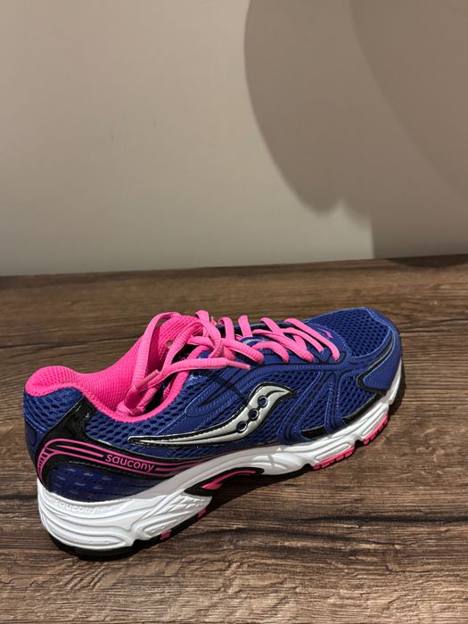 Saucony Oasis,НОВИ,размер 41