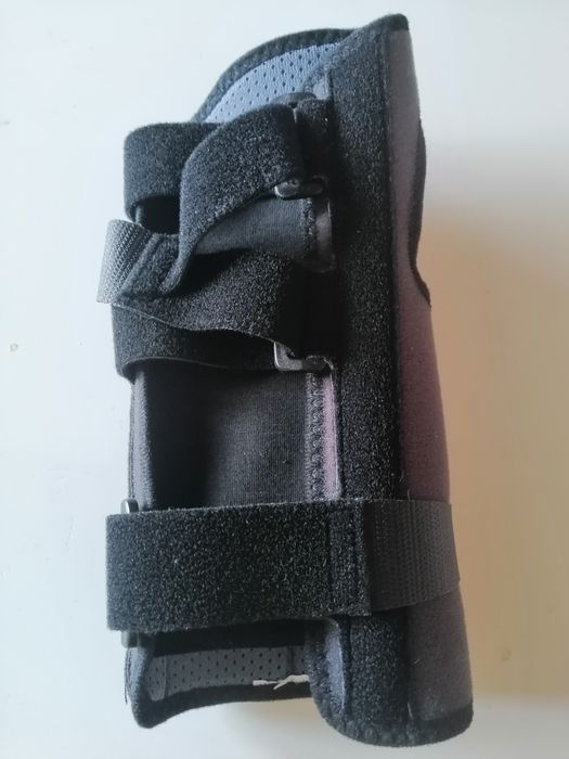 Orteză pentru incheietura mîinii