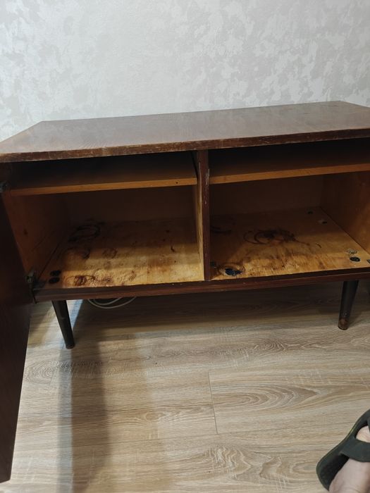 Тумбочка двухдверная