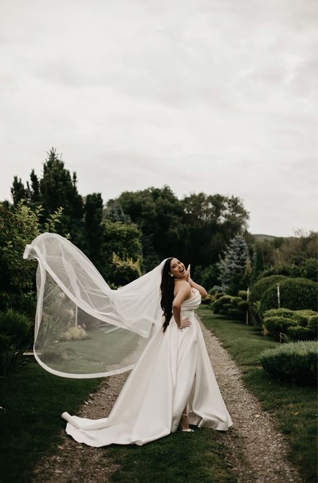 Свадебное платье и фата