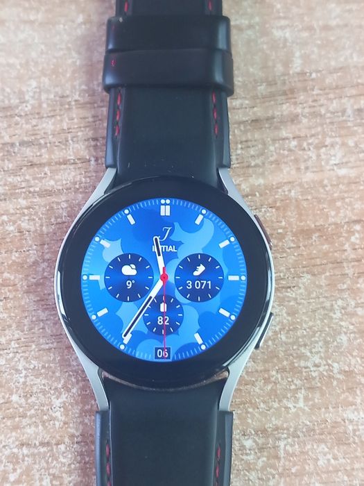 Продавам Samsung Galaxy watch 5