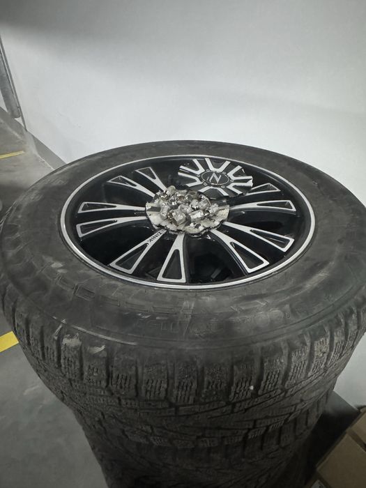 Продам диски с Шинами