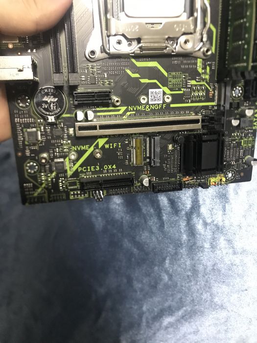 Комплектующие X99XD4 + Xeon e5 2682v4 16ядров