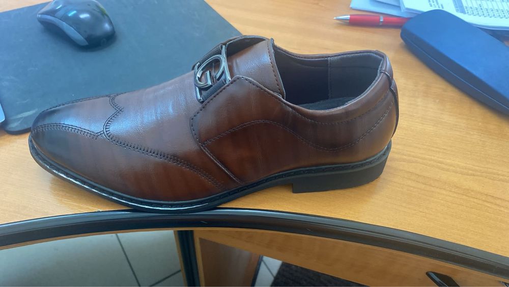 Pantofi barbati marimea 40