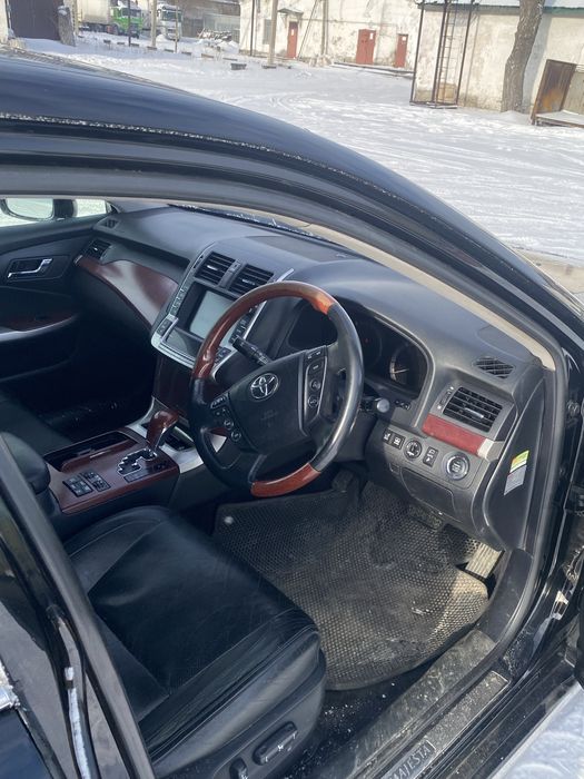 Тойота краун маджеста 200