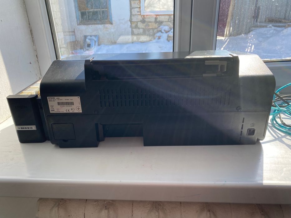 Epson l800 в хорошем состоянии