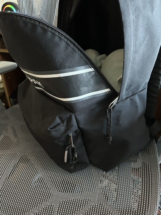 Продам Рюкзак Eastpak