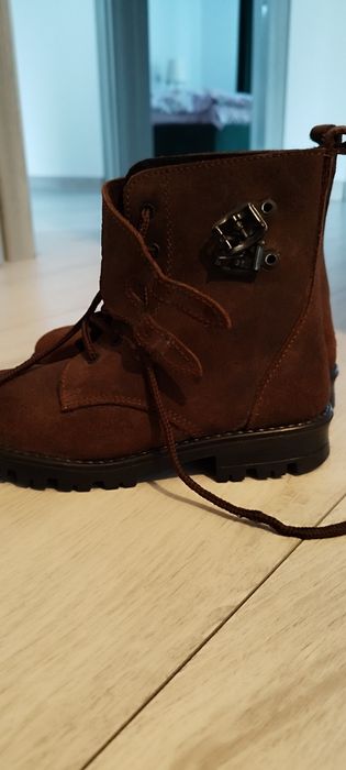 Ghete piele mărimea 30