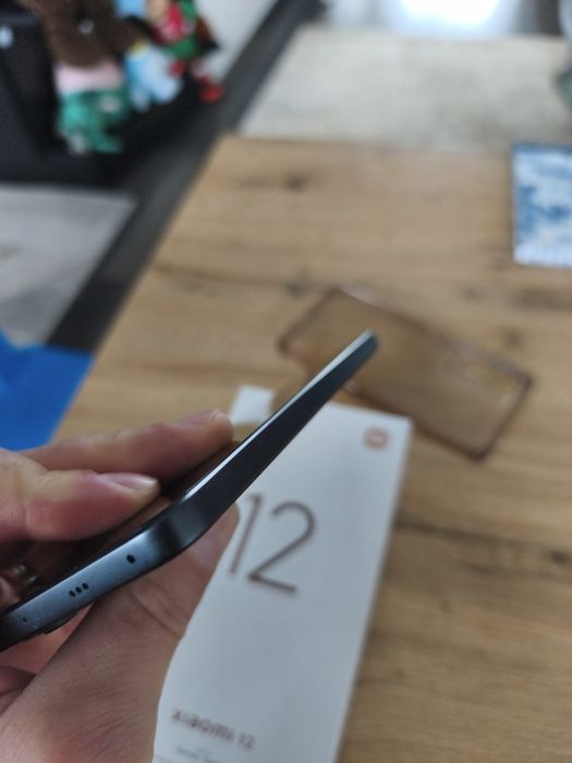 Продавам Xiaomi 12 lite