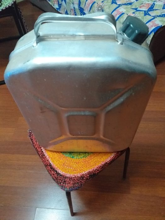 Алюминиевая канистра