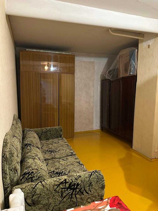 Продам 2-х комнатную квартиру в 8 микрорайоне