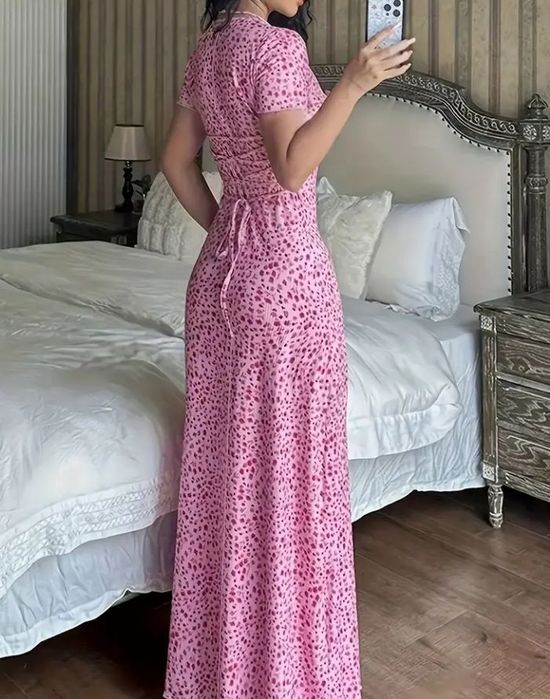 Платье летнее продам.