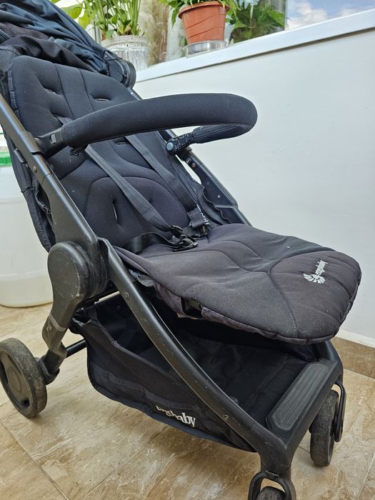 Лятна количка Ergobaby Metro