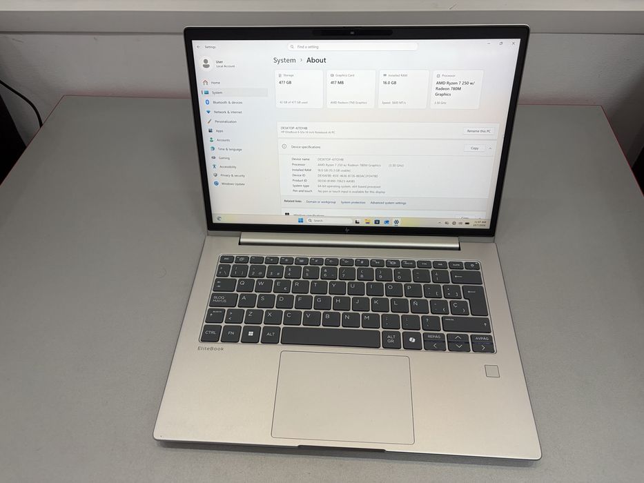 Laptop Hp EliteBook 6 G1a, 14”, AMD Ryzen 7 250w/Radeon 780M Graphics, SSD 512, RAM 16GB