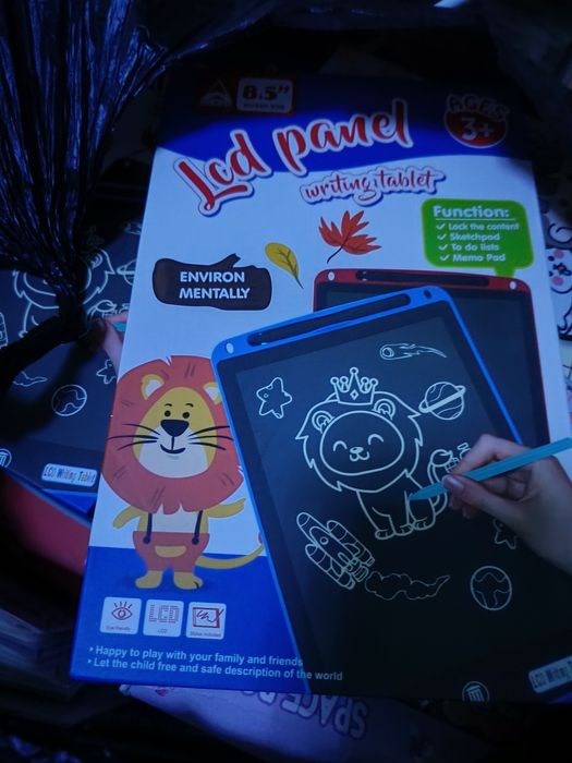 "Bolalar Uchun 8.5" LCD Yozish Taxtasi-Ekologik, Ko'zga Zarar Bermaydi