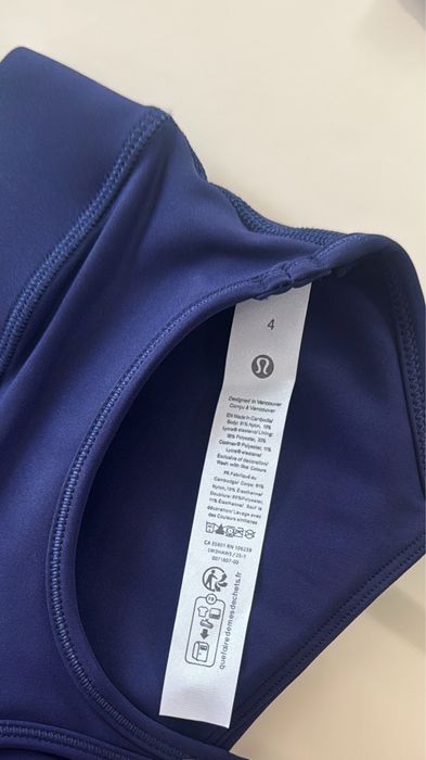 Set Lululemon bleumarin – top sport + fustă plisată, mărimea 4