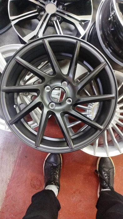 Диски r16 почти новые