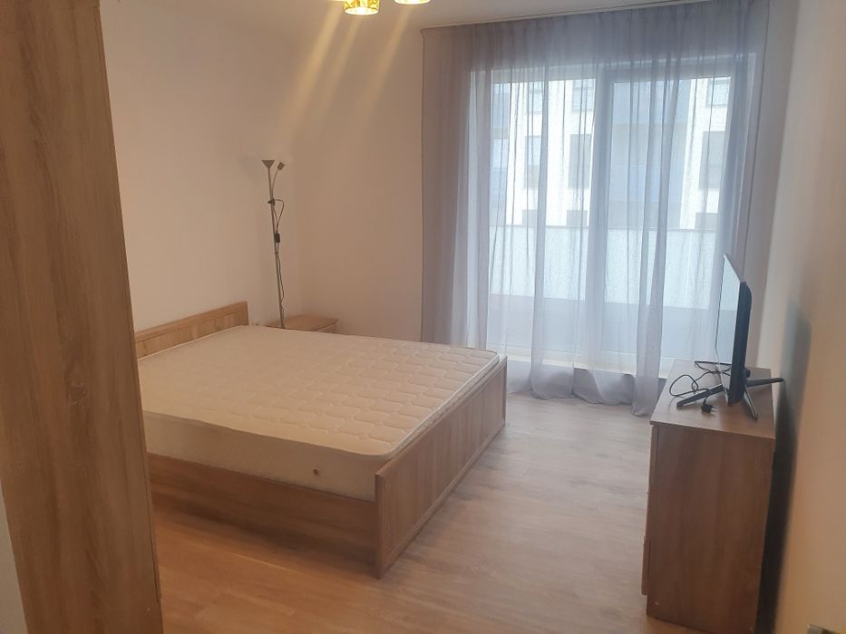 Inchiriez Apartament 2 camere complet mobilat si utilat Andrei Muresanu sud.
