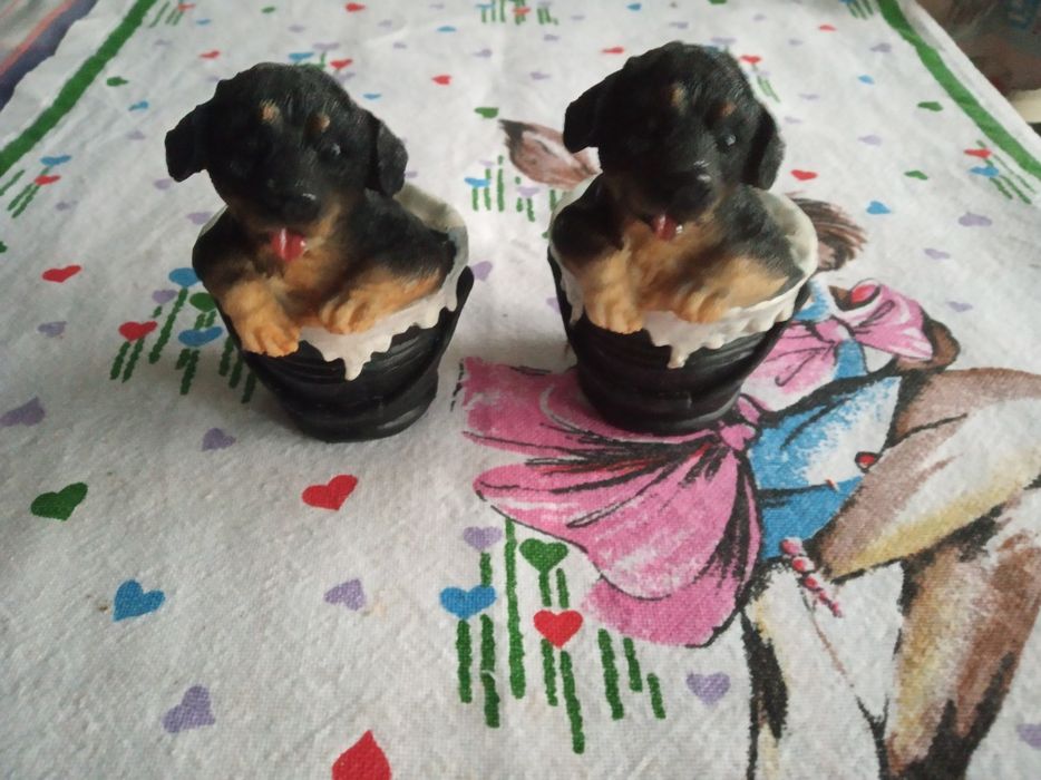 Сувенири,мартеници и ръчноизплетени Бийтълс