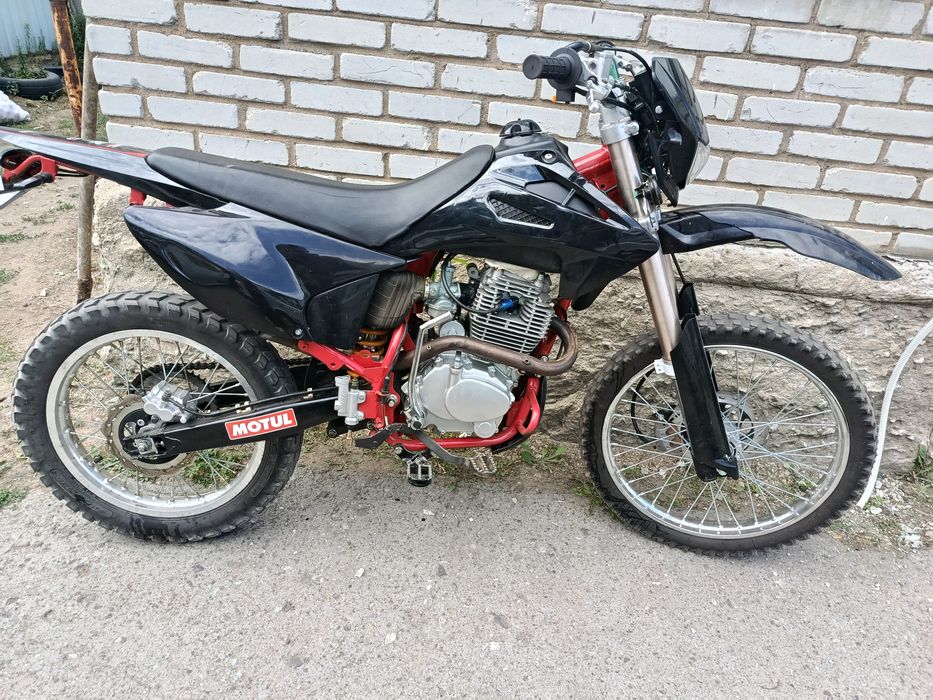 Продам мотоцикл энудро
