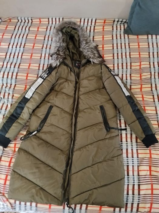 Продам куртку подростковую