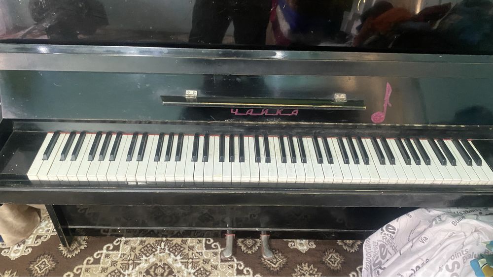 Farta piana hamma klavishi ishlaydi kam ishlagan 2 million sum