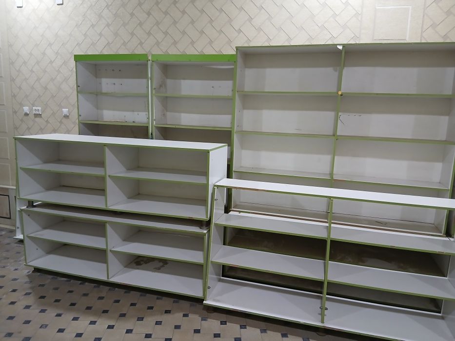 Ветрина и Стелажи