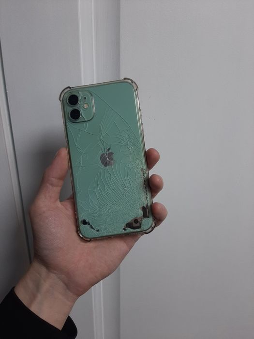 Iphone 11 64GB продам