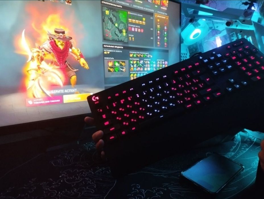 продам Клаву Logitech g213 rgb подсветка