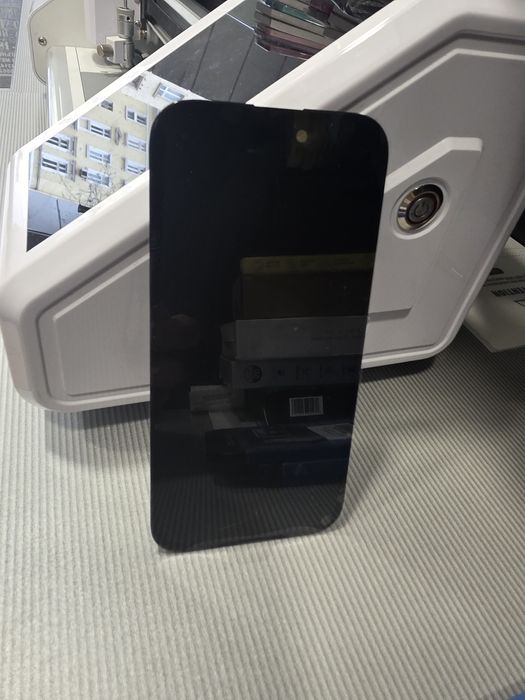 Oled дисплей за Iphone 16