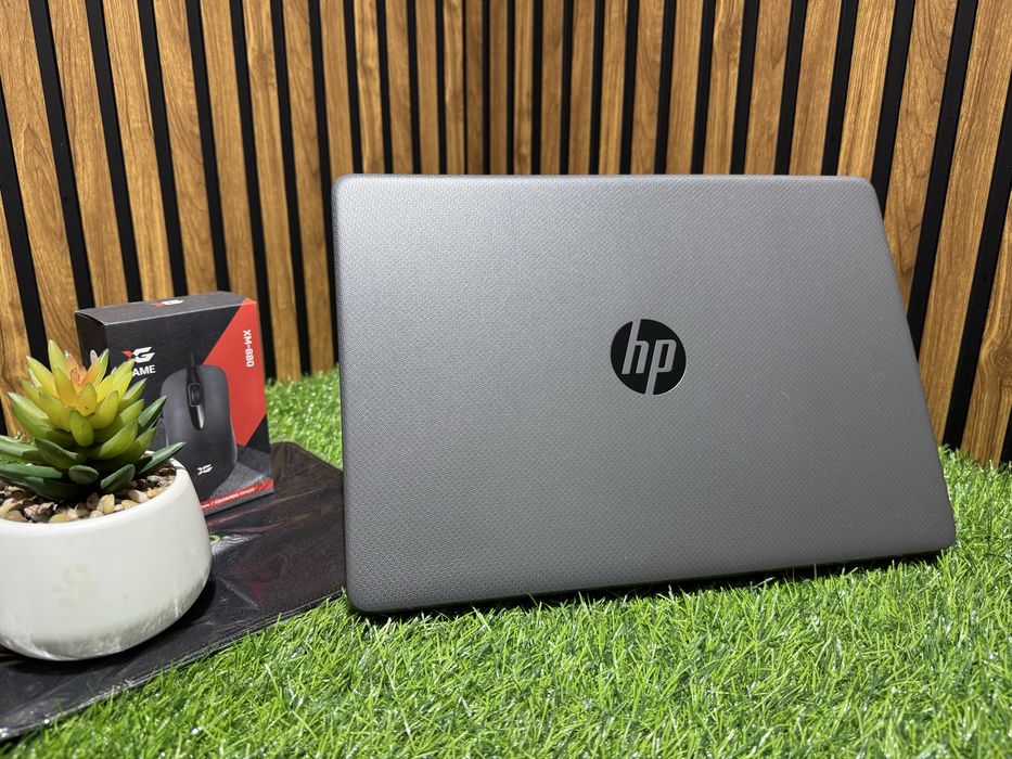 Ноутбук Hp 240 g8 Core i5-1035G1/8GB/SSD256GB/Intel UHD Graphics
