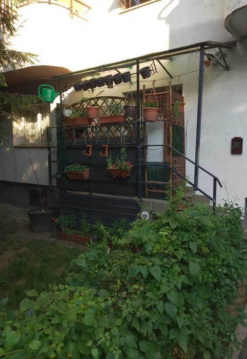 Garsoniera de închiriat