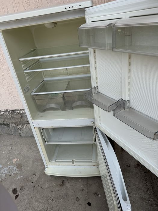 Продам нерабочий холодильник