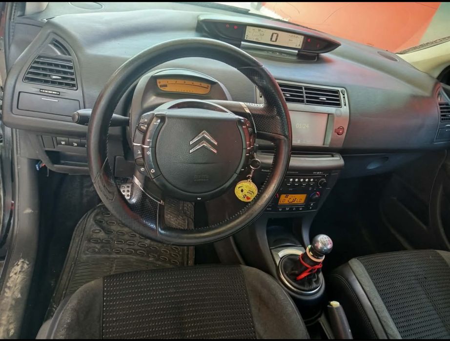 Vand sau schimb Citroen C4
