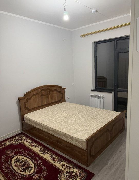 Yakkasaroy Oybek metrosi yaqinida maklersiz kvartira ijaraga beriladi