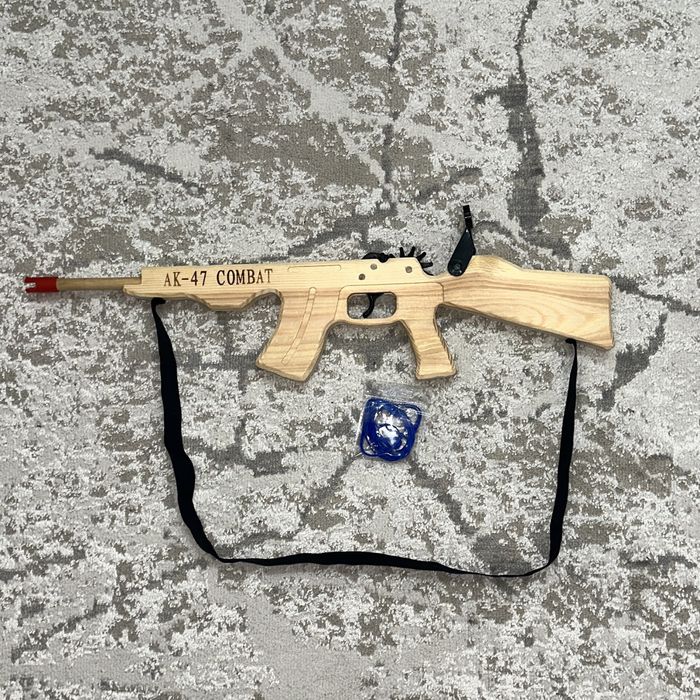 Деревянный автомат