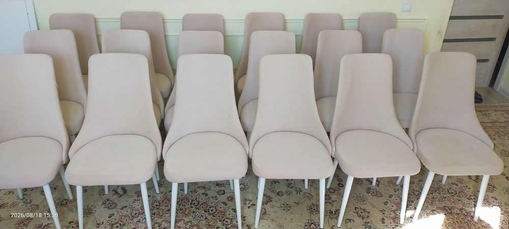 Продам стулья гостиной