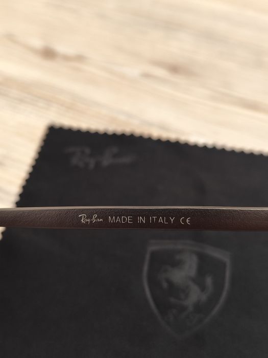 Продам очки rayban, оригинал