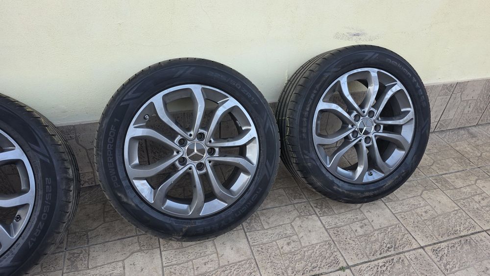 Jante al. Mercedes