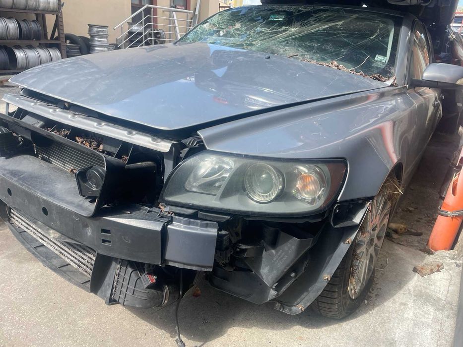 Volvo V50 2.4 / 1.6 TD / Волво В50 2008 година на части