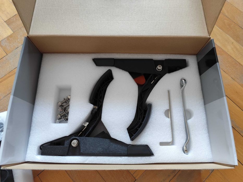 Fanatec csl elite pedals