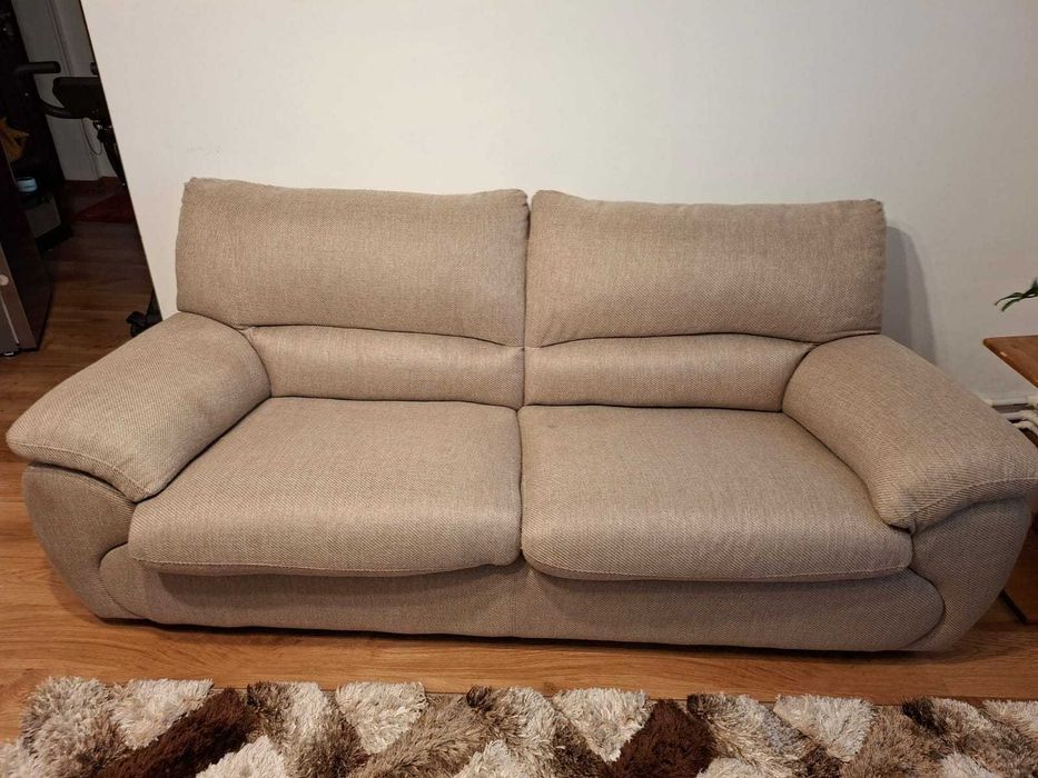 Vand canapea 3 persoane extensibila